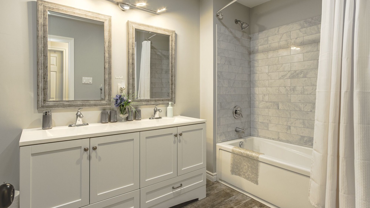 Photo of Bathroom in Tiny