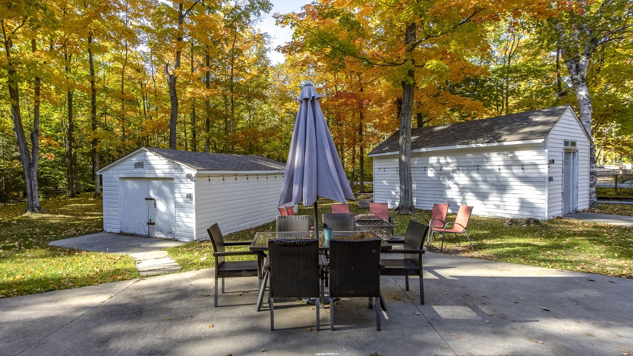 Photo of Outdoor in Tiny