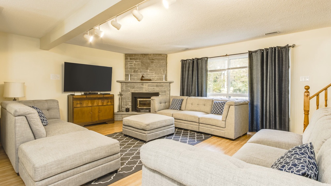 Photo of Livingroom in Tiny
