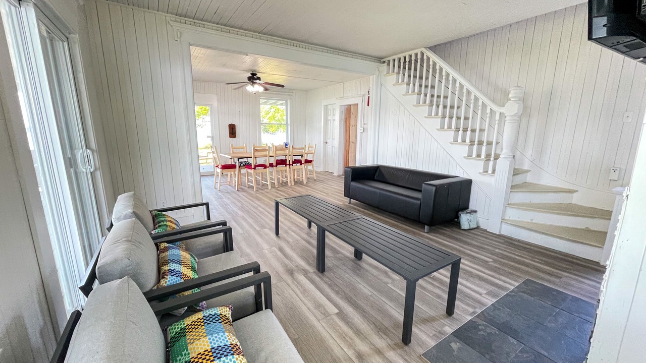 Photo of Livingroom in Gananoque