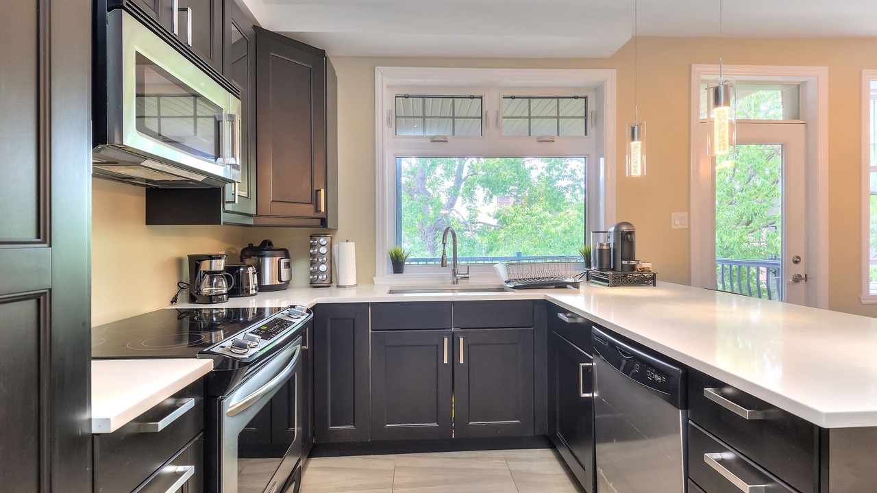 Photo of Kitchen in Cote-Des-Neiges—Notre-Dame-De-Grace