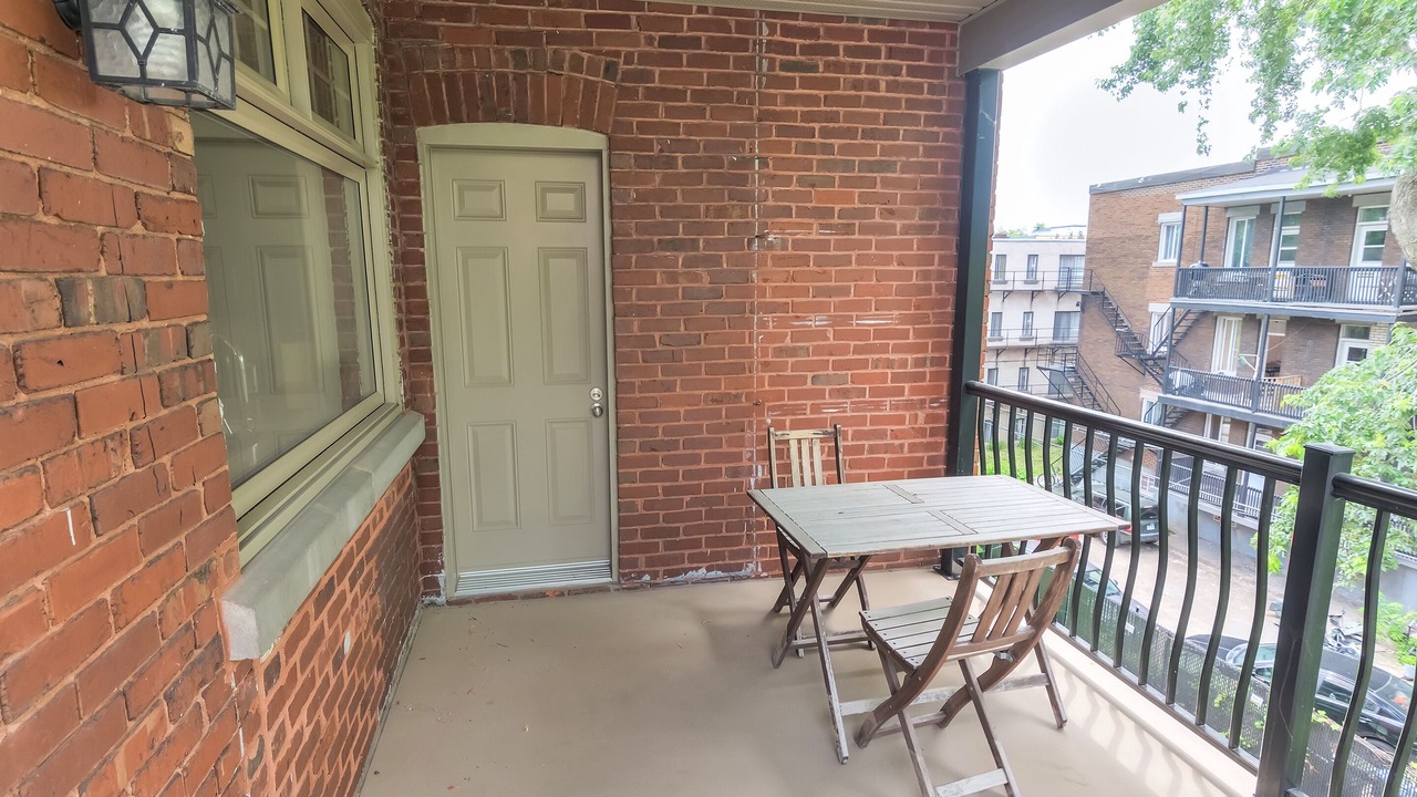Photo of Outdoor in Cote-Des-Neiges—Notre-Dame-De-Grace