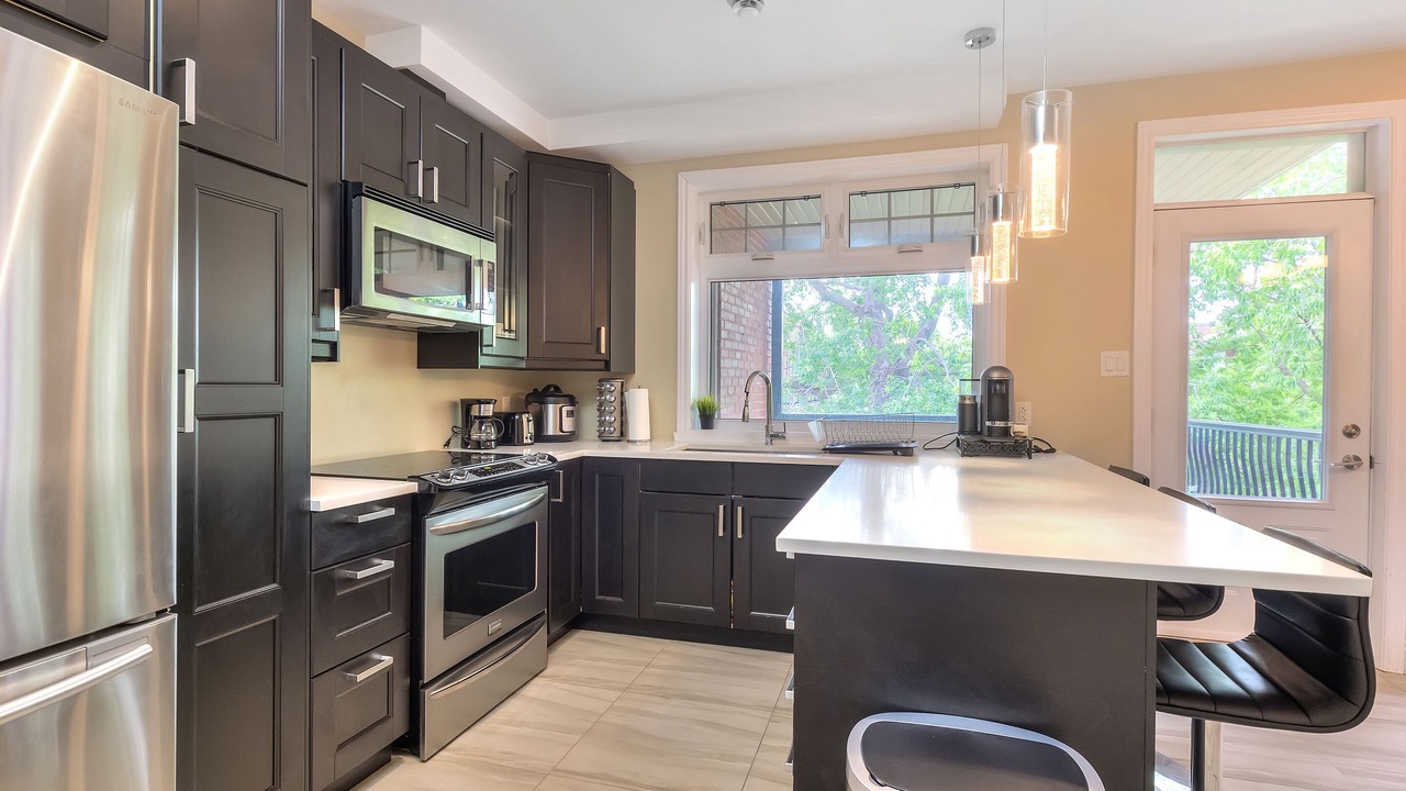 Photo of Kitchen in Cote-Des-Neiges—Notre-Dame-De-Grace