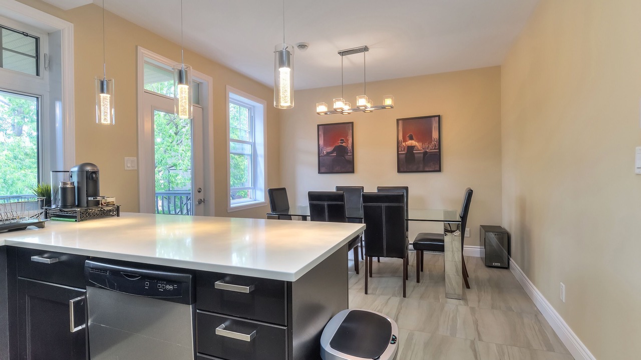 Photo of Kitchen in Cote-Des-Neiges—Notre-Dame-De-Grace