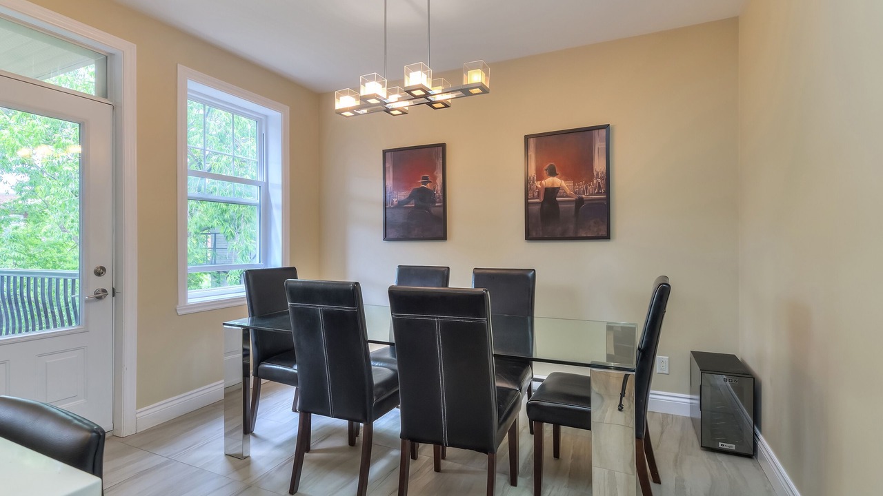 Photo of Others in Cote-Des-Neiges—Notre-Dame-De-Grace