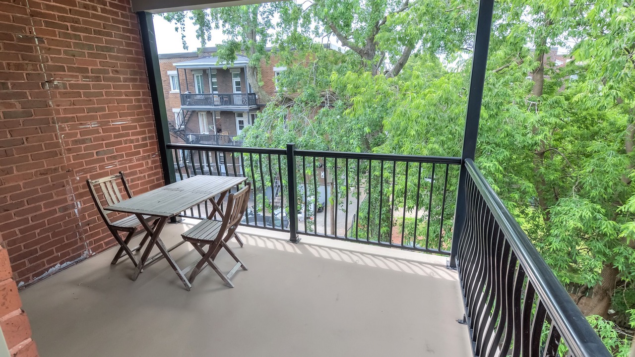Photo of Outdoor in Cote-Des-Neiges—Notre-Dame-De-Grace