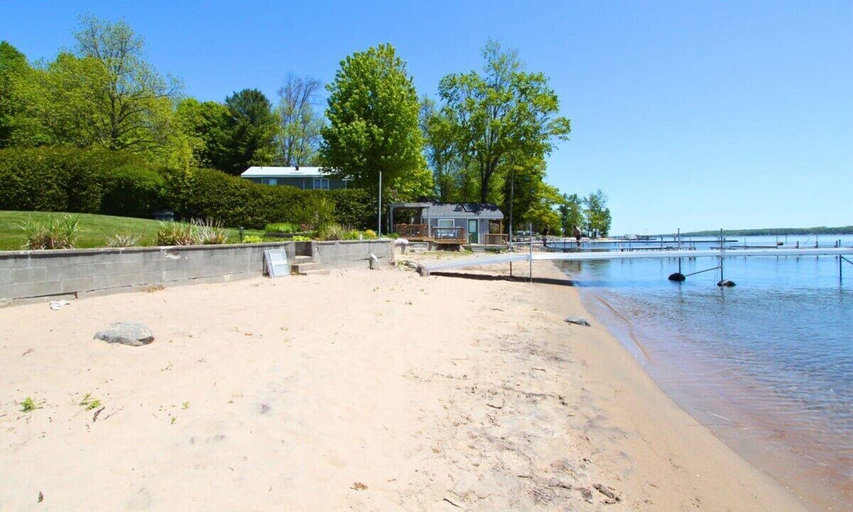 Photo of Others in Penetanguishene
