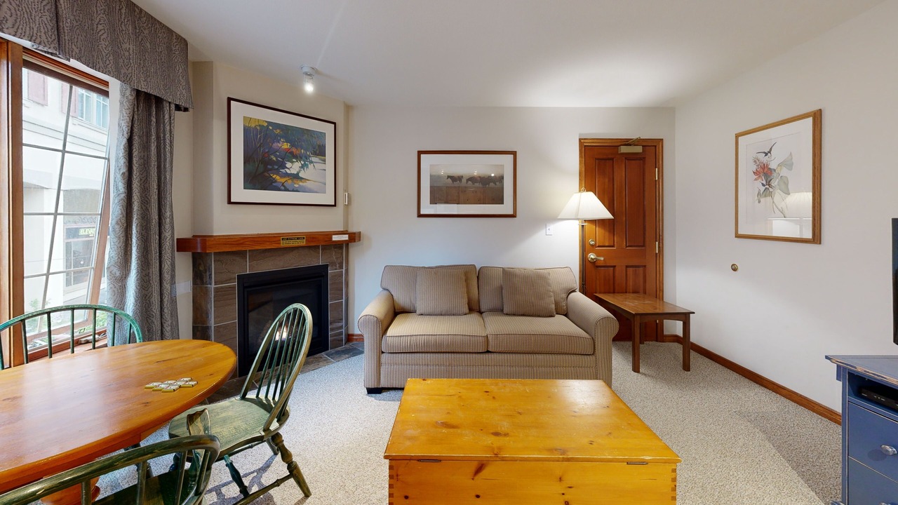 Photo of Livingroom in Sun Peaks