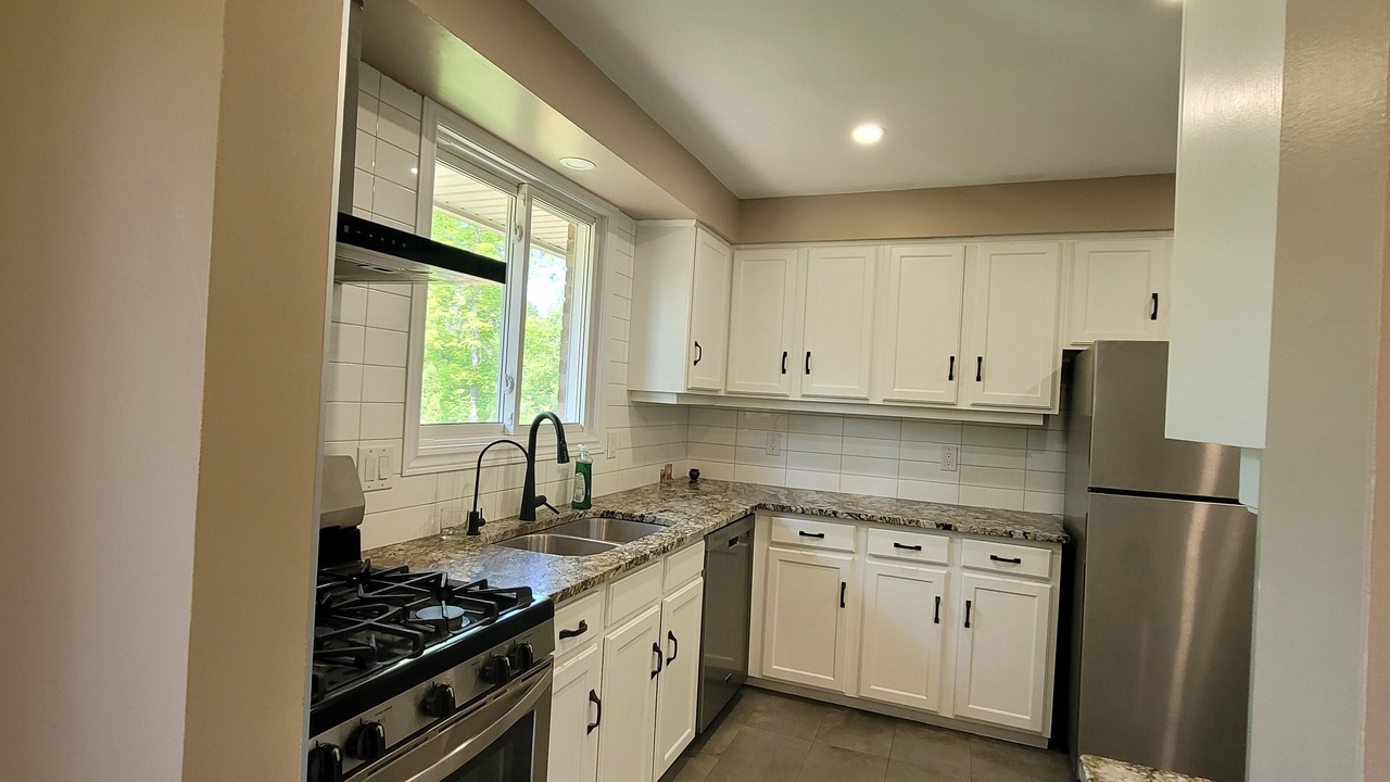 Photo of Kitchen in Chippawa