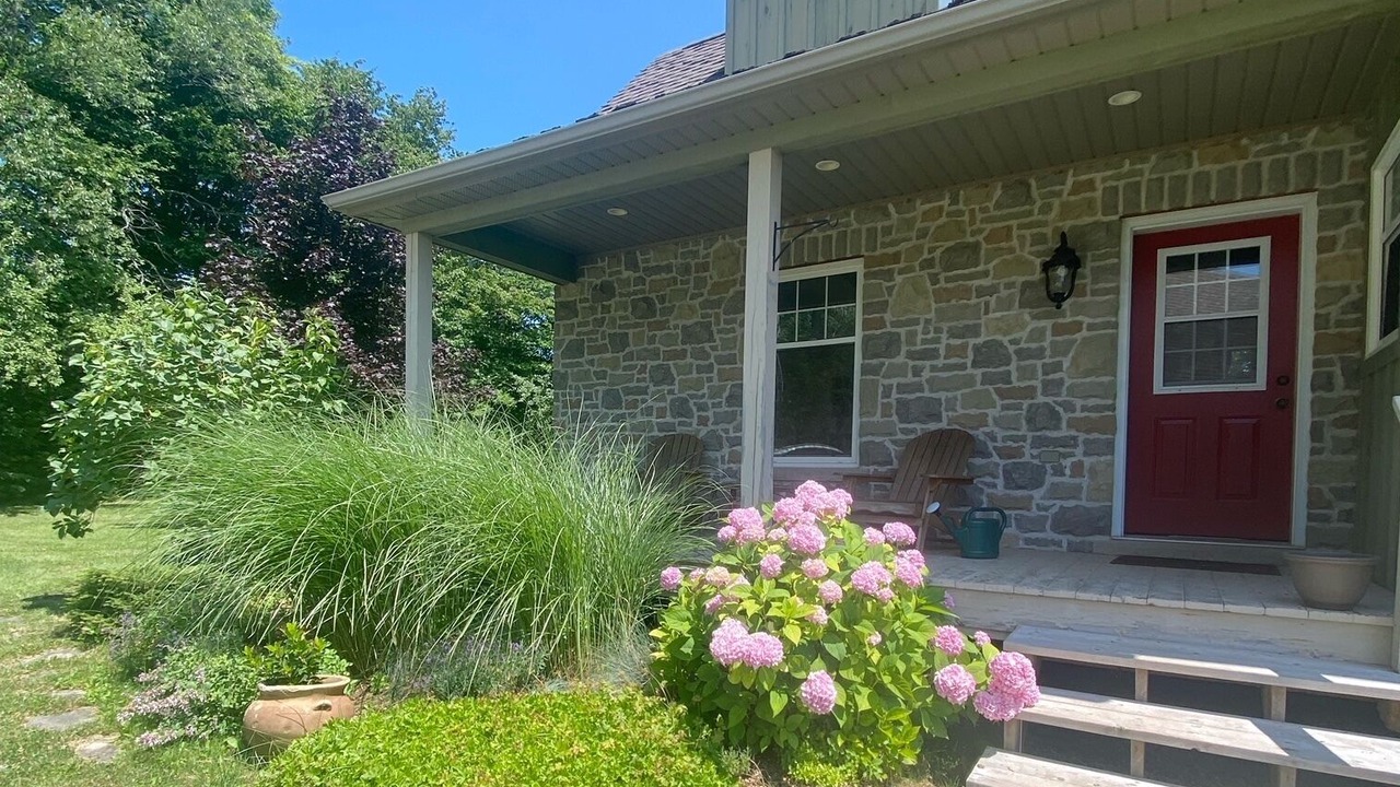 Photo of Outdoor in Grey Highlands