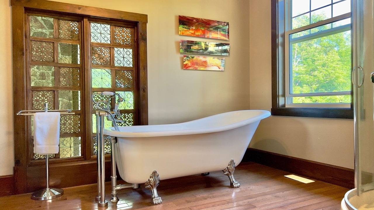 Photo of Bathroom in Grey Highlands