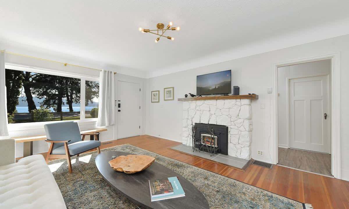 Photo of Bedroom in North Saanich