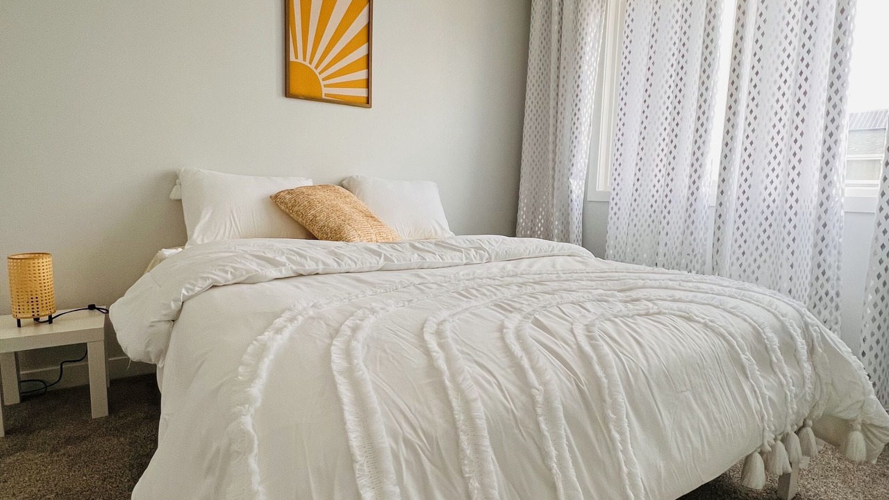 Photo of Bedroom in Evanston