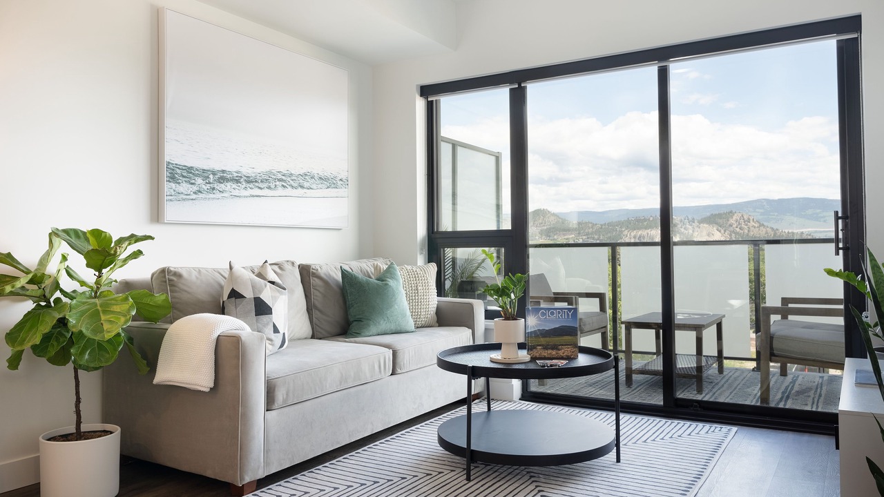 Photo of Livingroom in Downtown Kelowna