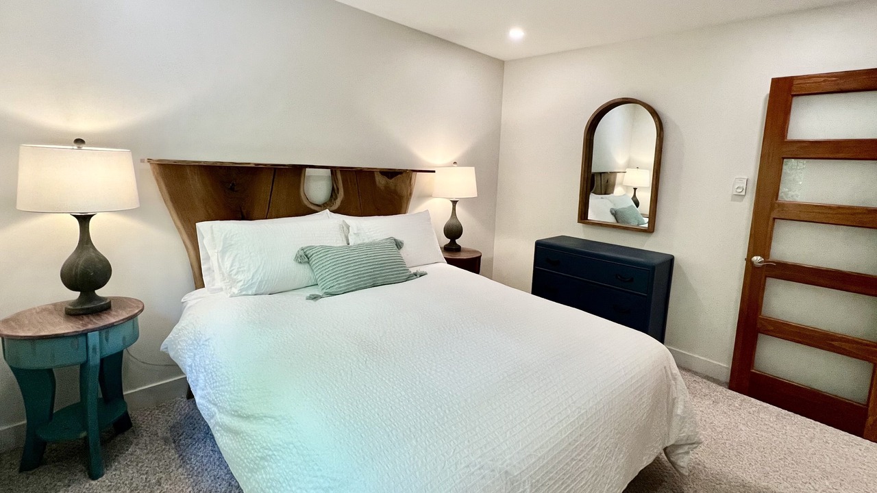 Photo of Bedroom in Whitestone