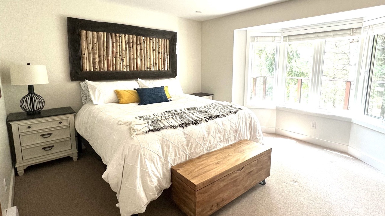 Photo of Bedroom in Whitestone