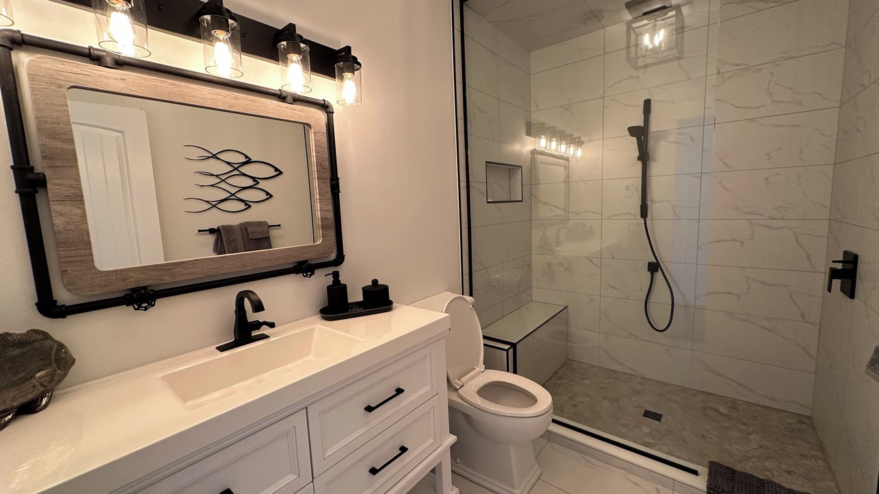 Photo of Bathroom in Anglo Rustico