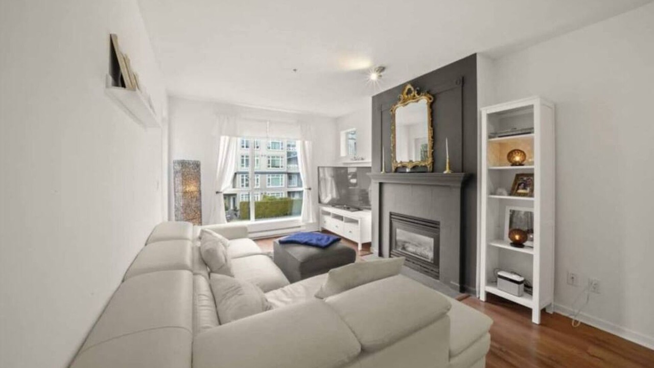 Photo of Livingroom in District of North Vancouver
