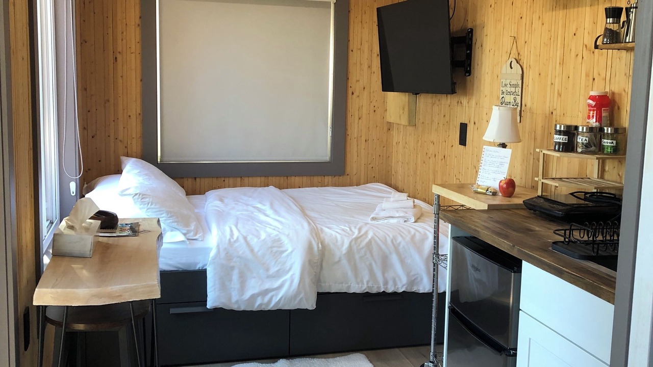 Photo of Bedroom in Shemogue