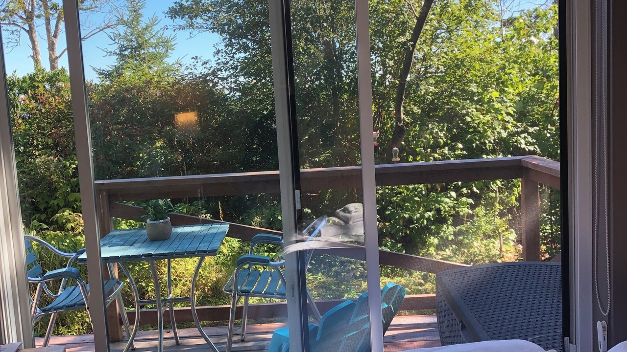 Photo of Bedroom in Shemogue