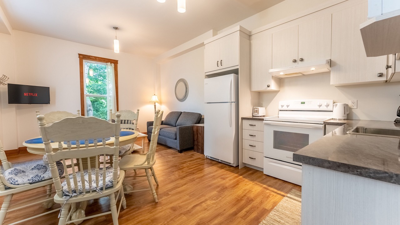 Photo of Kitchen in Desjardins