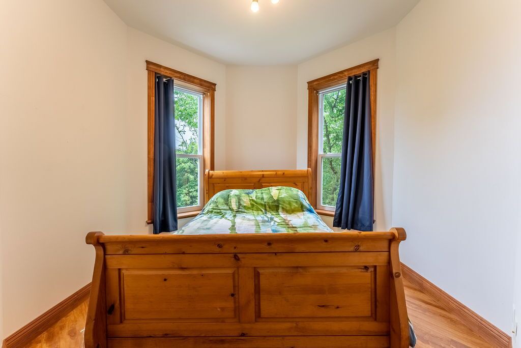Photo of Bedroom in Desjardins