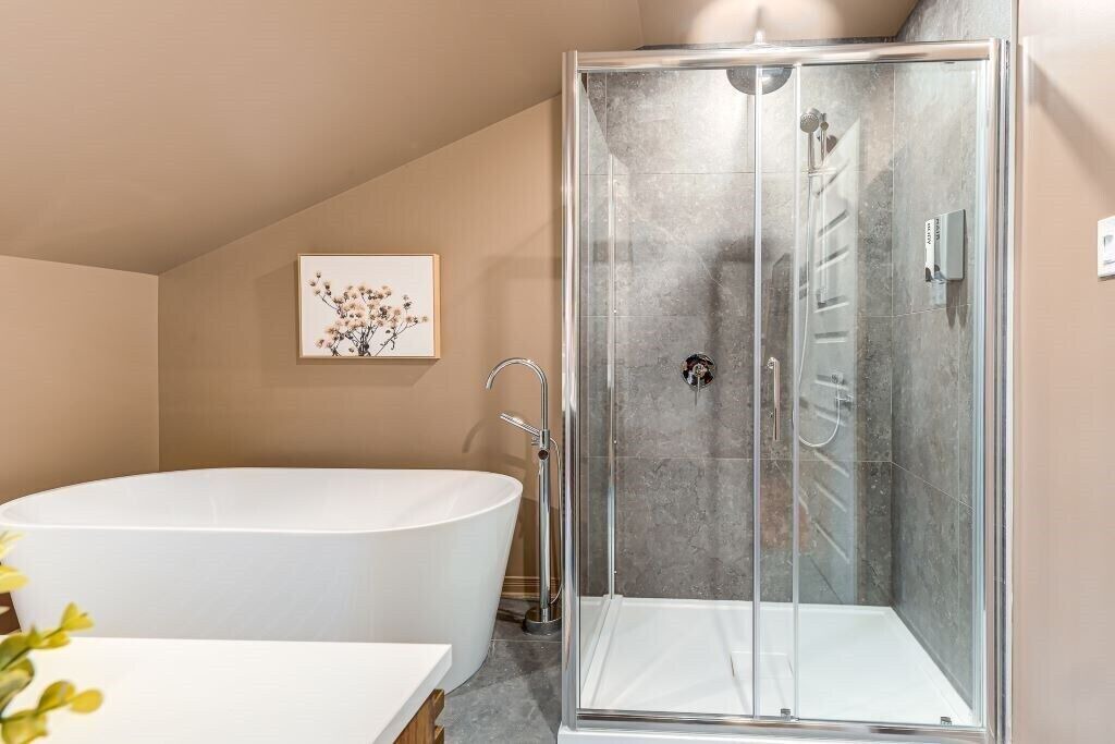 Photo of Bathroom in Vieux-Quebec-Cap-Blanc-colline Parlementaire