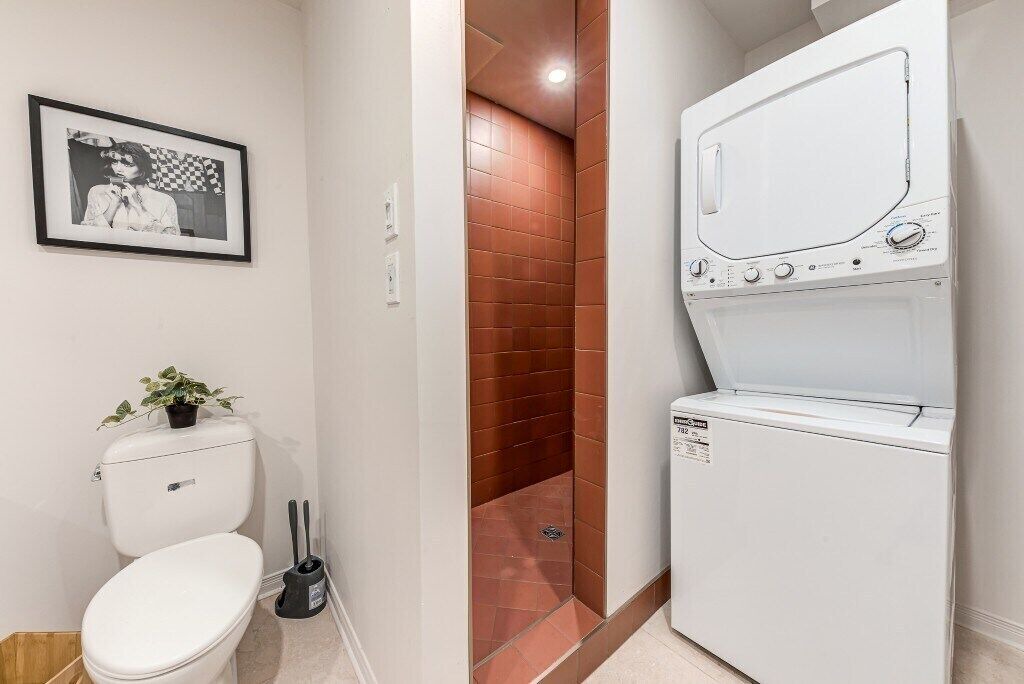 Photo of Bathroom in Vieux-Quebec-Cap-Blanc-colline Parlementaire