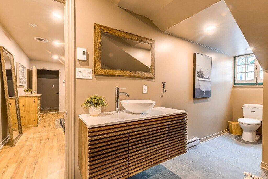 Photo of Bathroom in Vieux-Quebec-Cap-Blanc-colline Parlementaire