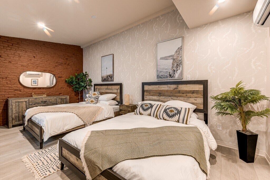 Photo of Bedroom in Vieux-Quebec-Cap-Blanc-colline Parlementaire