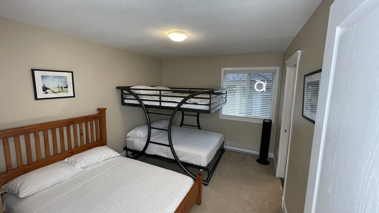 Photo of Bedroom in South Newton