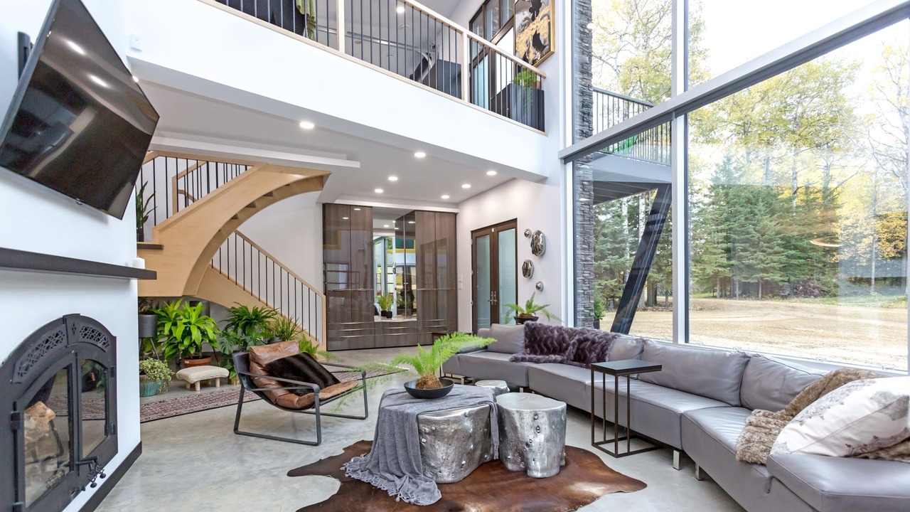 Photo of Livingroom in Parkland County