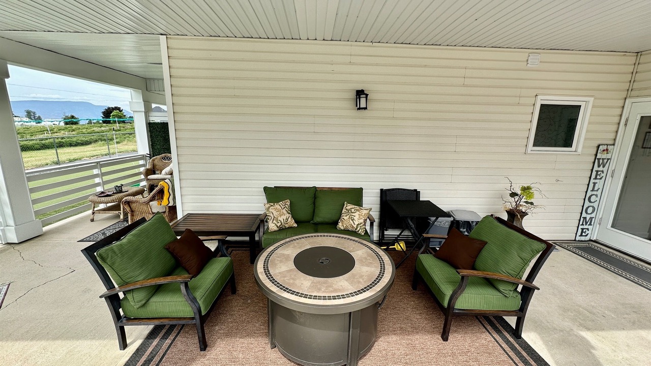 Photo of Outdoor in Southeast Kelowna