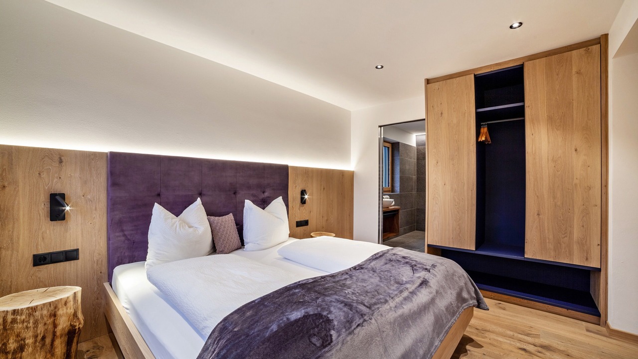 Photo of Bedroom in Caines