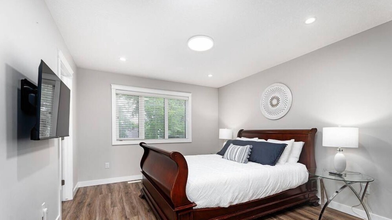Photo of Bedroom in North Central Edmonton
