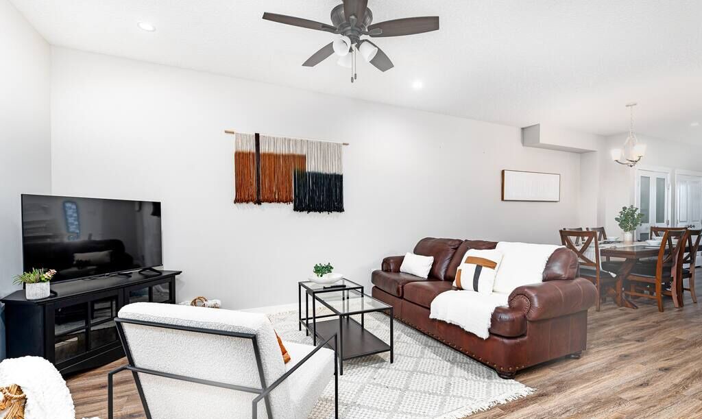 Photo of Livingroom in North Central Edmonton