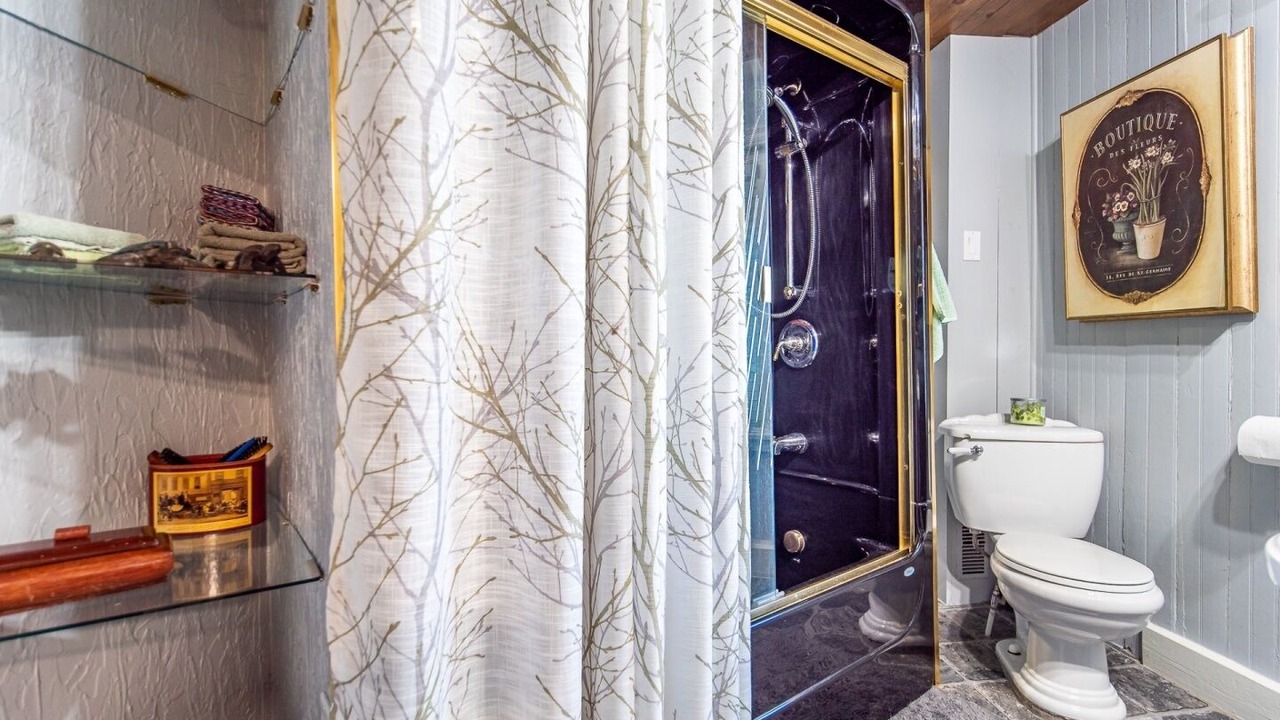 Photo of Bathroom in Saint-Nazaire-de-Dorchester