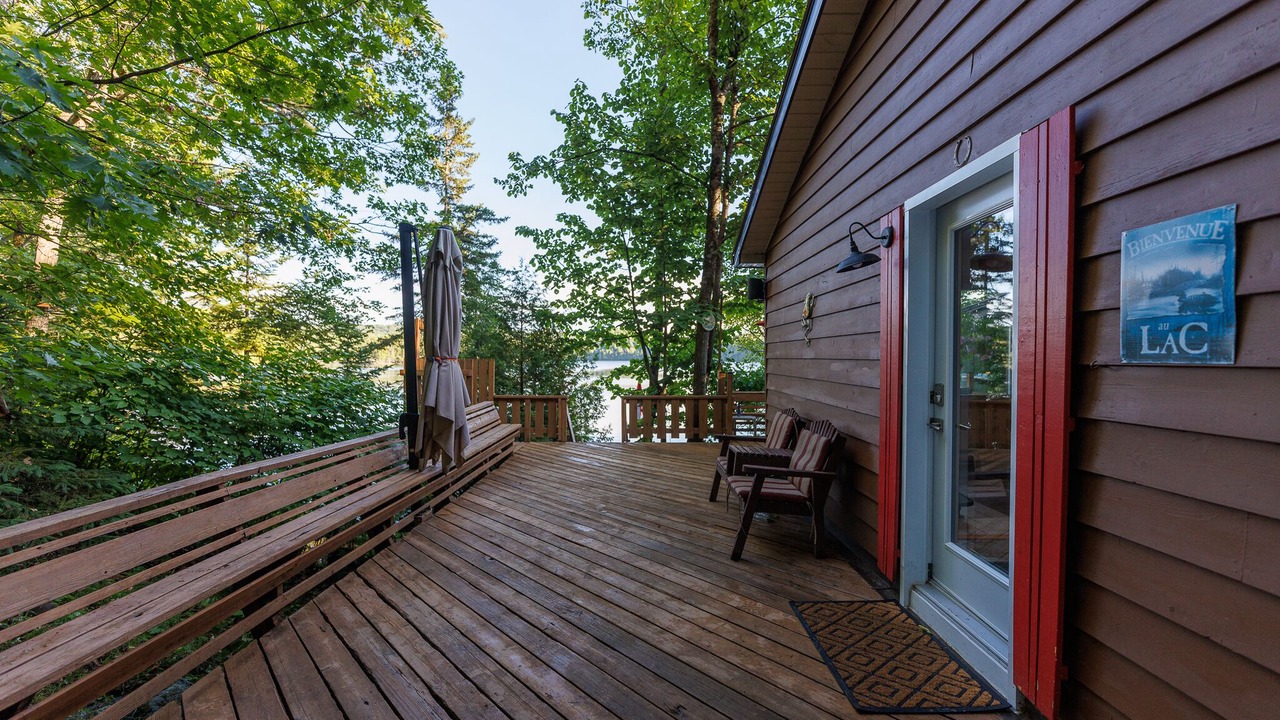 Photo of Patio Balcony in Val-des-Monts
