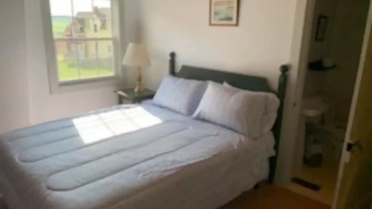 Photo of Bedroom in Clinton