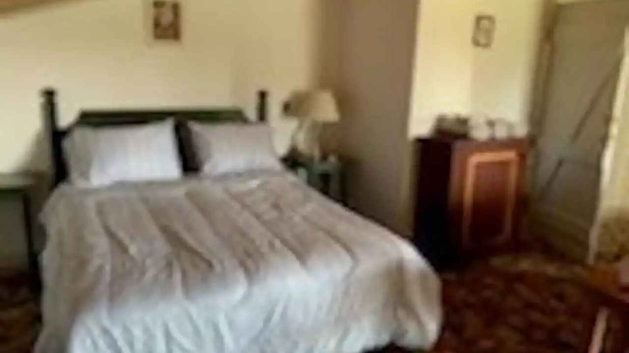 Photo of Bedroom in Clinton