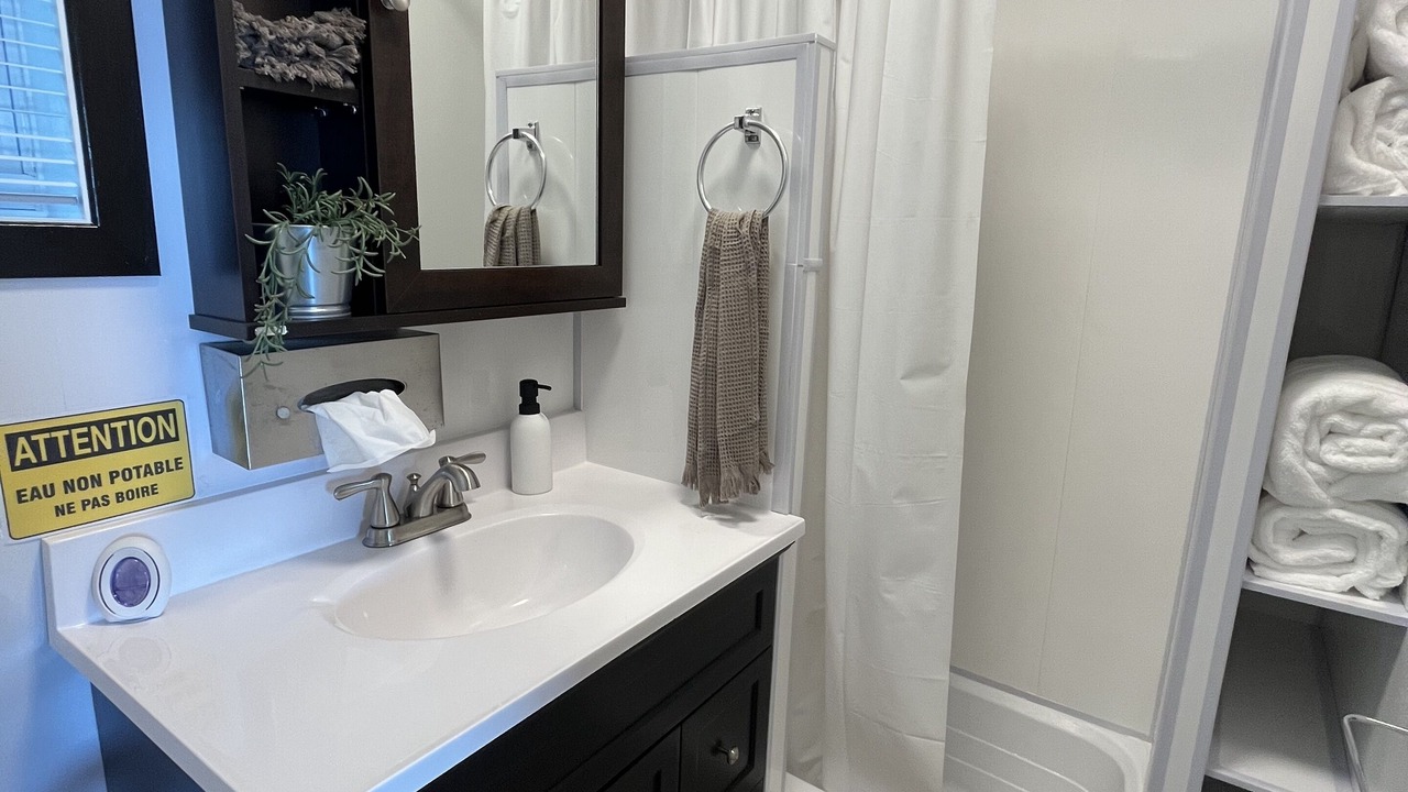 Photo of Bathroom in Adstock