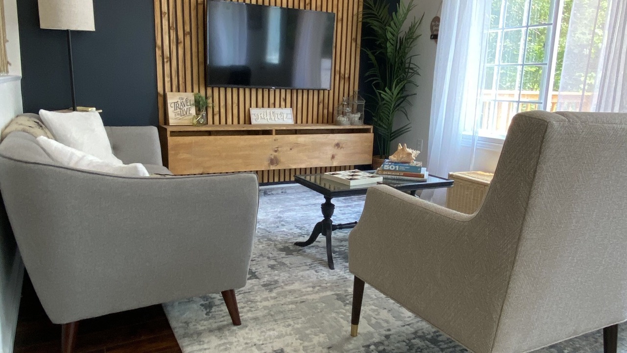 Photo of Livingroom in Strong