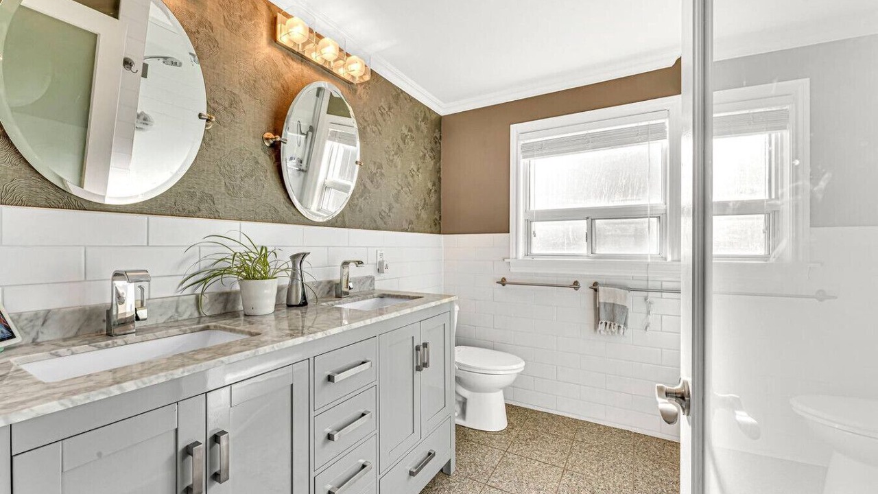 Photo of Bathroom in Clarkson