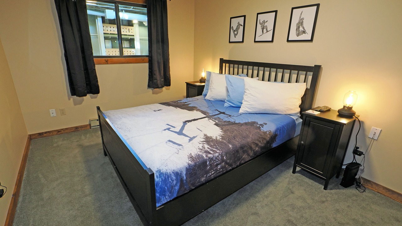 Photo of Bedroom in Big White Ski Resort