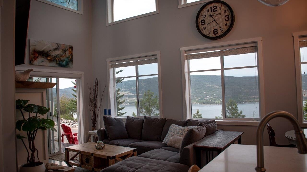 Photo of Livingroom in Central Okanagan