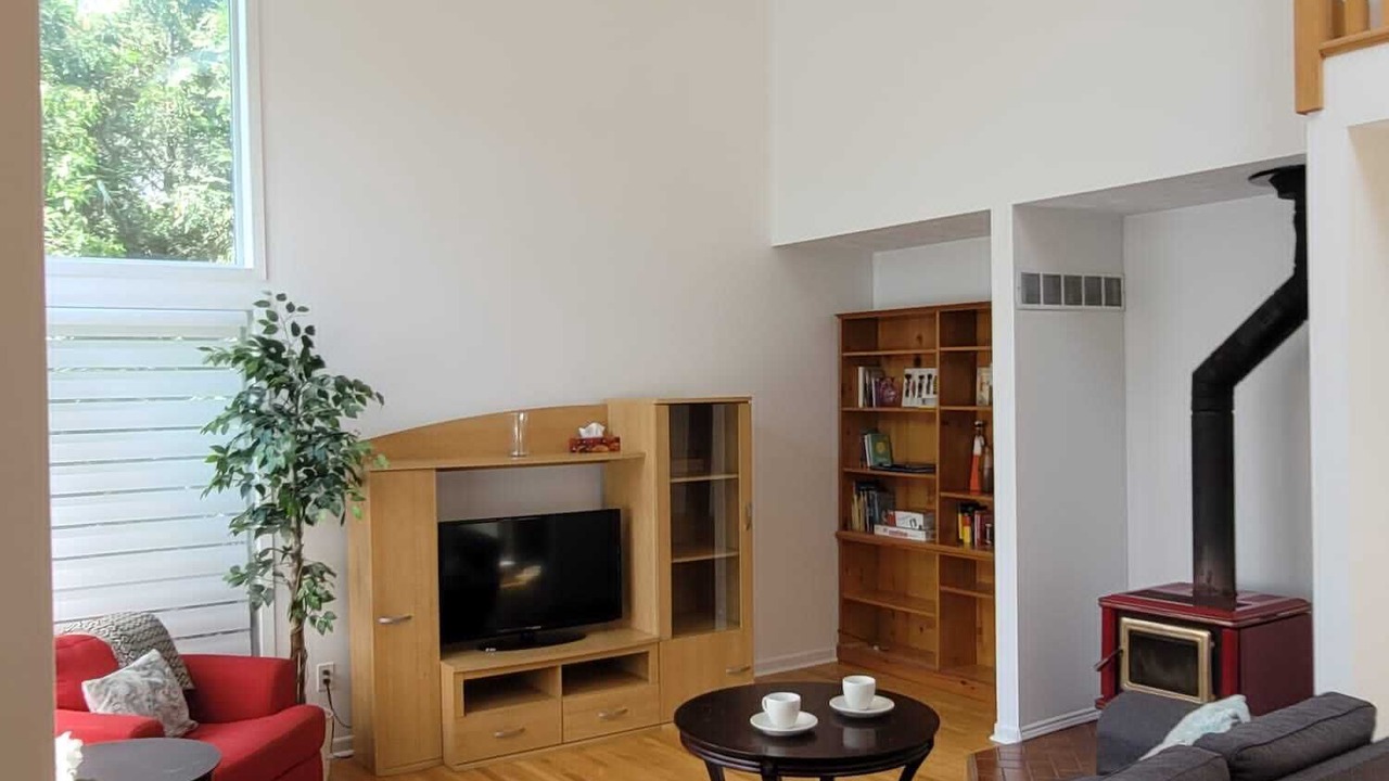 Photo of Livingroom in Kincardine
