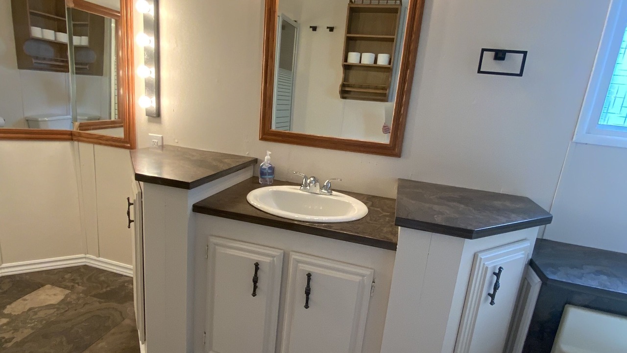 Photo of Bathroom in Stokes Bay