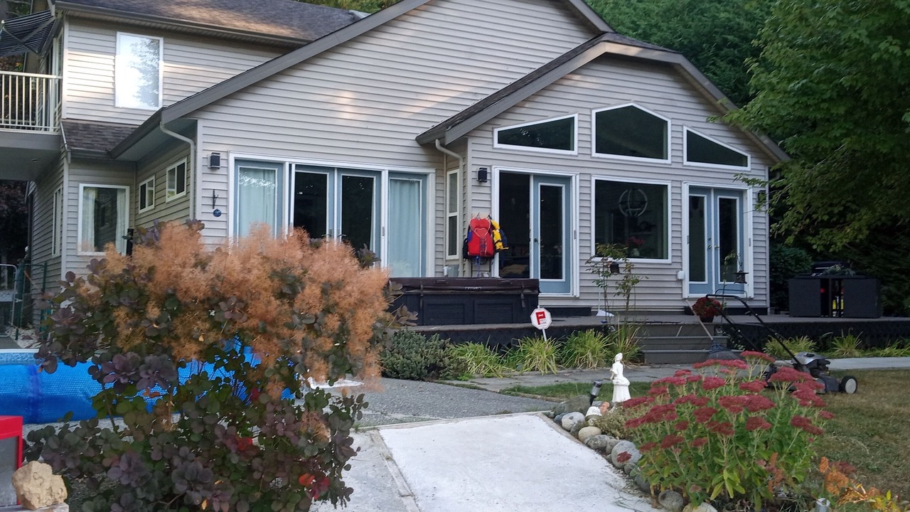 Photo of Outdoor in North Oyster