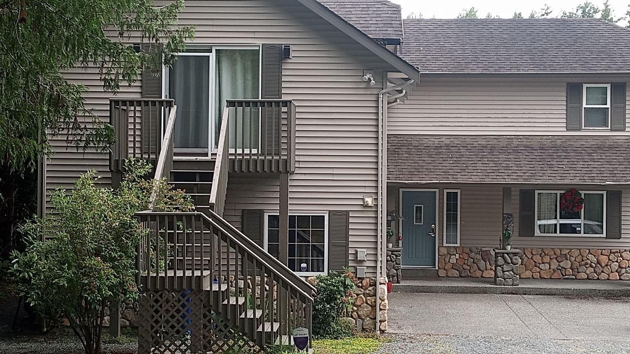 Photo of Outdoor in North Oyster
