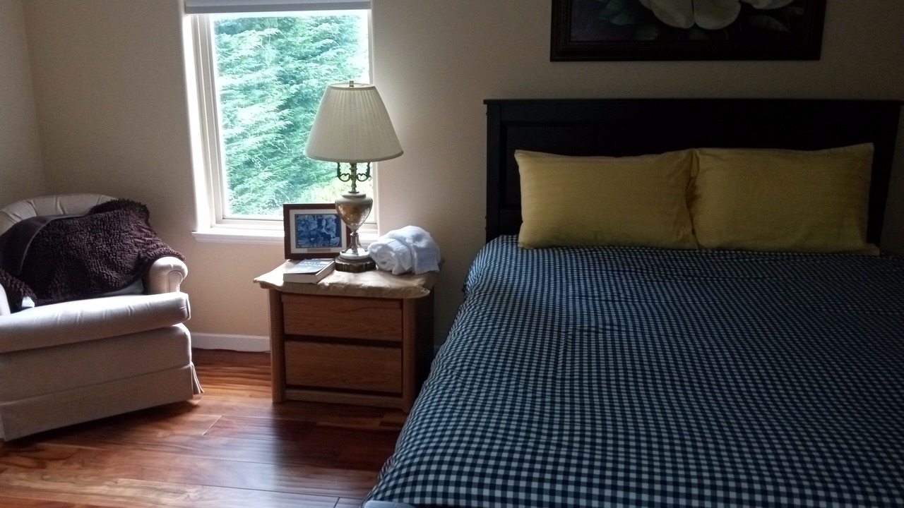 Photo of Bedroom in North Oyster